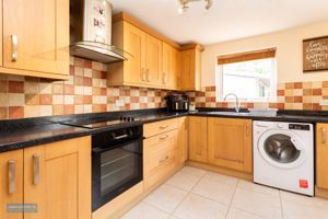 Kitchen- click for photo gallery